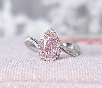 WILLS 款式鑒賞 ~ 流線形波浪圍鑽戒指 · 梨形粉鑽 - WILLS JEWELLERY