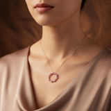 粉寶鑽石花環吊墜 - WILLS JEWELLERY