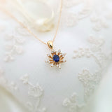 綻放花漾頸鏈.墨藍色藍寶石 - WILLS JEWELLERY