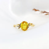小花扭身鑽石戒指 • 黃寶石 - WILLS JEWELLERY