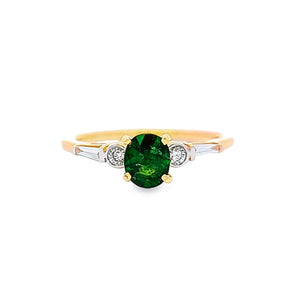 古典旦形沙弗萊寶石長梯方鑽石戒指 - WILLS JEWELLERY