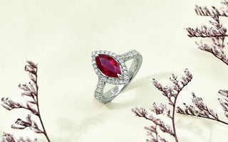 鴿血紅色 •  天然馬眼形紅寶石鑽石戒指 - WILLS JEWELLERY