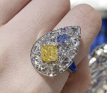 WILLS 款式鑒賞 ~ 極具收藏價值的藍黃鑽鑽石戒指 - WILLS JEWELLERY