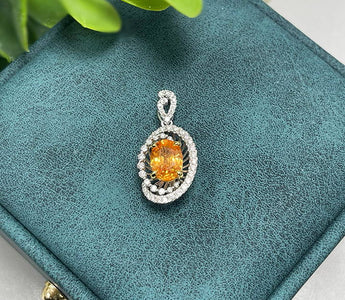 WILLS 款式鑒賞 ~ 芬達石．光環鑲鑽吊咀 - WILLS JEWELLERY