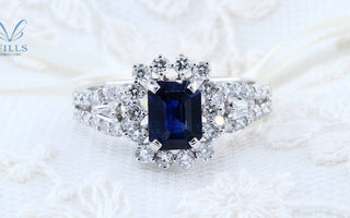WILLS 款式鑒賞 ~ 天然階梯形藍寶石圍石鑽石戒指 - WILLS JEWELLERY