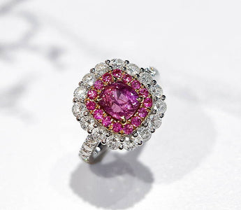 WILLS 鑒賞 - 細緻優雅· 天然枕形切割粉寶花形戒指(Padparadscha) - WILLS JEWELLERY