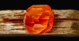 WILLS分享 ~【一分鐘認識名店新貴 • 芬達石 (Spessartine)】 - WILLS JEWELLERY