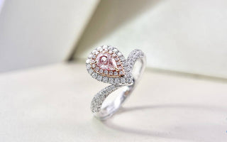 WILLS 款式鑒賞 ~ 浪漫純真  ·  梨形粉鑽V形圍鑽戒指 - WILLS JEWELLERY