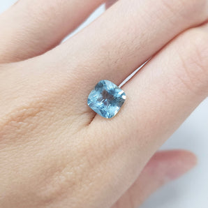 1.87ct 天然枕形切割海藍寶 - WILLS JEWELLERY