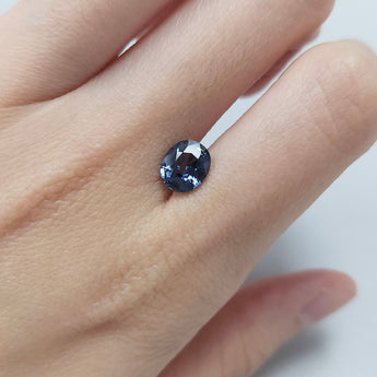 1.87ct 天然無燒橢圓形切割尖晶石 - WILLS JEWELLERY