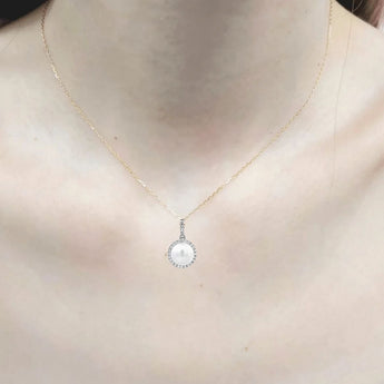 圓形圍鑽吊墜 • 7.5mm日本Akoya珍珠 - WILLS JEWELLERY