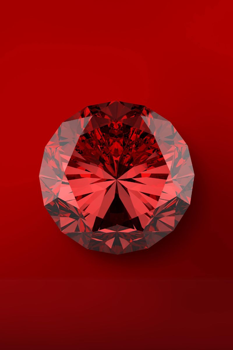7月誕生石紅寶石 Ruby 珠寶，象徵熱情、尊貴、勇氣與愛情