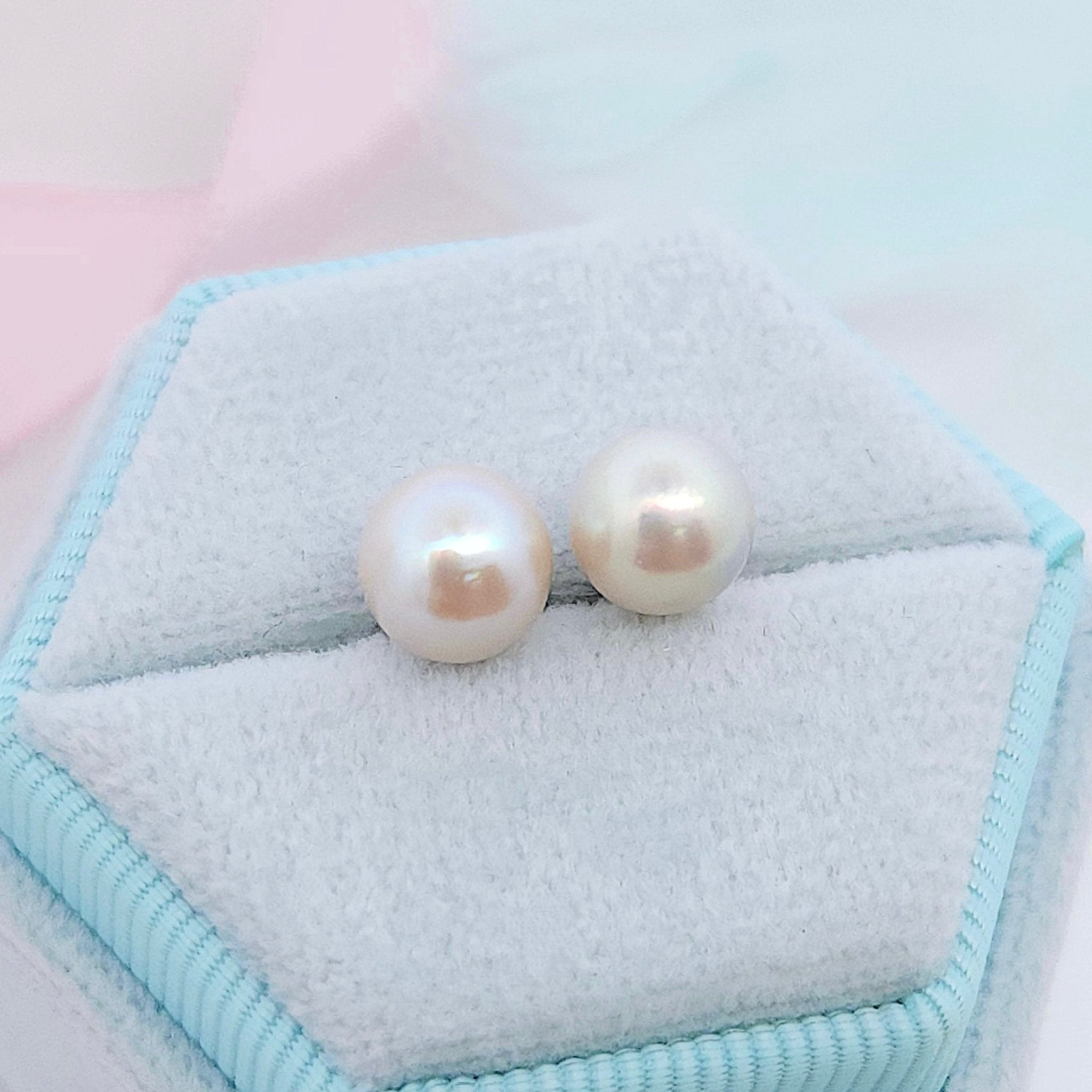 《港式 • 一盅兩件》香港Akoya珍珠耳環 - WILLS JEWELLERY