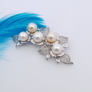 花卉胸針 • 日本Akoya珍珠 - WILLS JEWELLERY