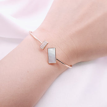 （網店限定！）Enchaîner手鐲．長方形珍珠貝母 - WILLS JEWELLERY