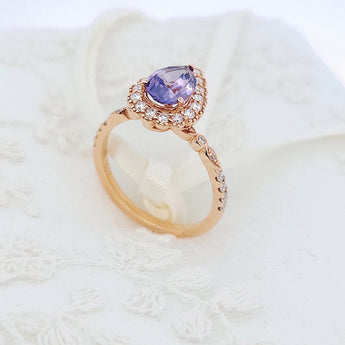 梨形圍鑽戒指 · 薰衣草藍寶石 - WILLS JEWELLERY