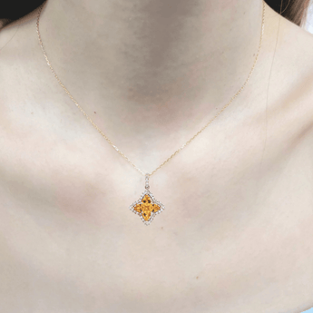 小花吊墜．黃色藍寶石 - WILLS JEWELLERY