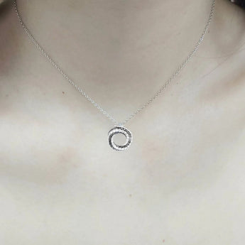 黑白配吊墮．黑鑽白鑽 - WILLS JEWELLERY