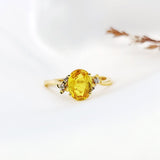 小花扭身鑽石戒指 • 黃寶石 - WILLS JEWELLERY