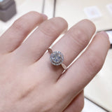 18K白金圓形圍鑽戒指 - WILLS JEWELLERY