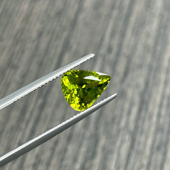 3.39ct 天然梨形橄欖石 - WILLS JEWELLERY
