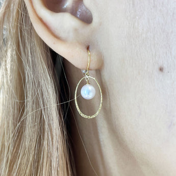 日本製・Akoya正圓珍珠垂吊圈圈星球耳環 - WILLS JEWELLERY