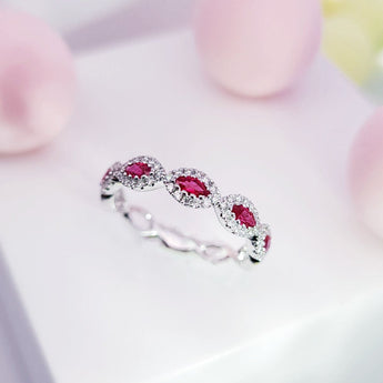 《Dreamy》馬眼形紅寶石鑽石戒指 - WILLS JEWELLERY