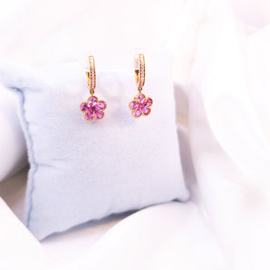 Garden・花形粉紅藍寶石珠邊鑽石耳扣 - WILLS JEWELLERY