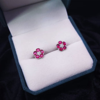Garden・花形紅寶石珠邊鑽石耳環 - WILLS JEWELLERY