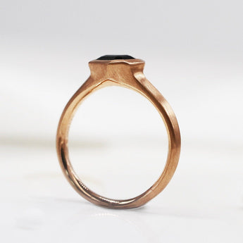 JUST・歐式復古小八角綠藍寶石戒指 - WILLS JEWELLERY