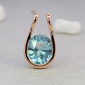 JUST・冰藍色馬達加斯加橢圓形海藍寶石吊墜 - WILLS JEWELLERY