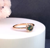 Minimorism・圓形澳洲綠藍寶石圍鑽戒指 - WILLS JEWELLERY