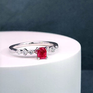 Minimorism・天然枕形紅色尖晶石鑽石戒指 - WILLS JEWELLERY