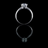 經典六爪皇冠劍脊鑽石戒指款式 - WILLS JEWELLERY