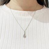 車花片鑽石梨形圍鑽吊墜 - WILLS JEWELLERY