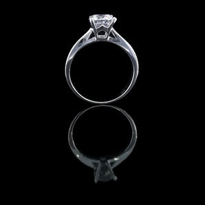 經典四爪皇冠雕刻刀肶鑽石戒指款式 - WILLS JEWELLERY