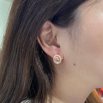 橢圓形蜜桃色摩根石圍鑽耳環 - WILLS JEWELLERY