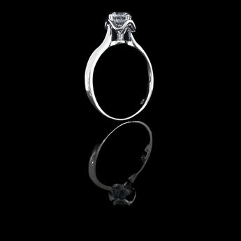 經典四爪花樣大教堂式刀肶鑽石戒指款式 - WILLS JEWELLERY