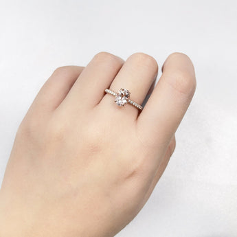 橢圓形摩根石鑽石戒指 - WILLS JEWELLERY