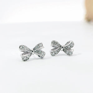 小蝴蝶結鑽石耳環 - WILLS JEWELLERY