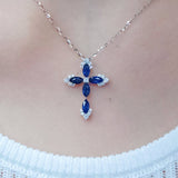 華麗藍寶石十字架鑽石吊墜 - WILLS JEWELLERY