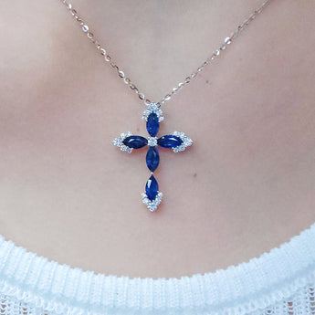 華麗藍寶石十字架鑽石吊墜 - WILLS JEWELLERY
