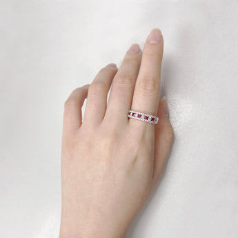 紅寶石鑽石間鑲逼鑲鑽石戒指 - WILLS JEWELLERY