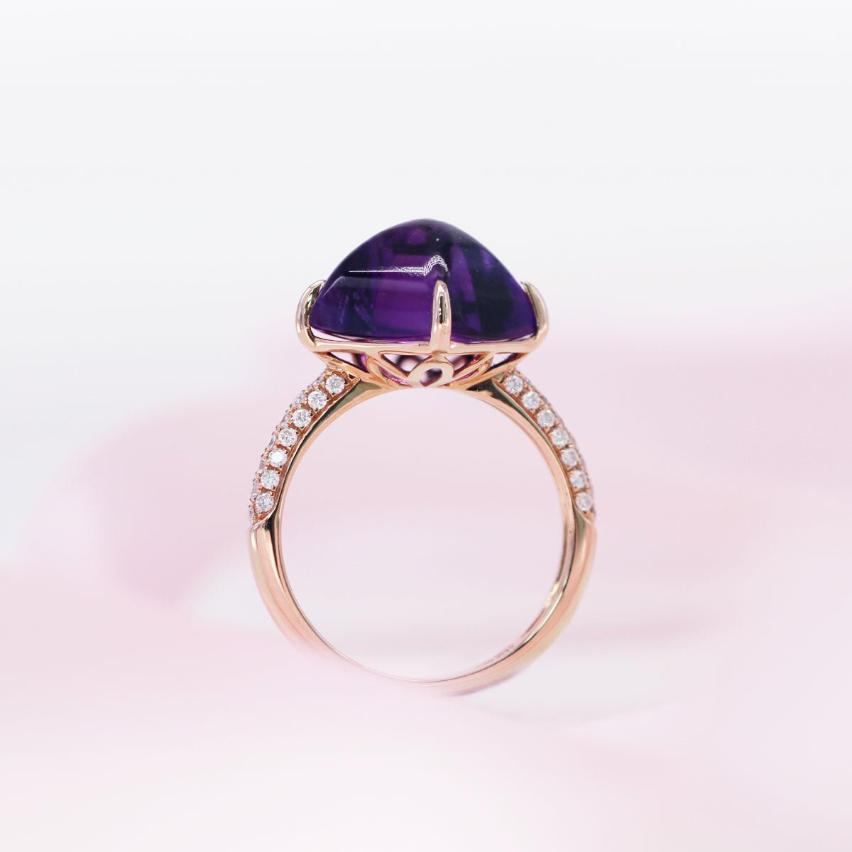 枕形糖包山切割紫水晶鑽石戒指 - WILLS JEWELLERY