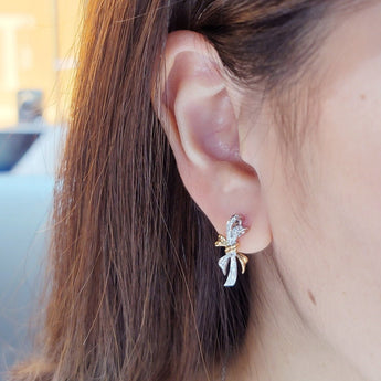 雙色絲帶鑽石耳環 - WILLS JEWELLERY