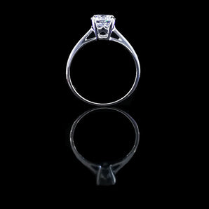 經典四爪大教堂式扁平刀肶鑽石戒指款式 - WILLS JEWELLERY