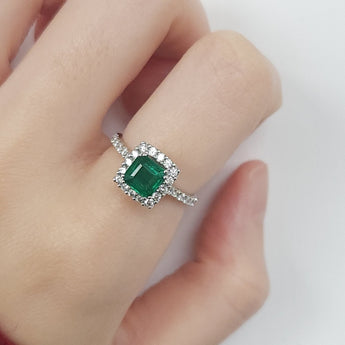 圍鑽戒指 · 宮廷綠綠寶石 - WILLS JEWELLERY