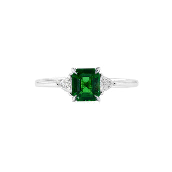 天然階梯形沙弗萊寶石鑽石戒指 - WILLS JEWELLERY