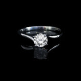 經典四爪扭肶鑽石戒指款式 - WILLS JEWELLERY