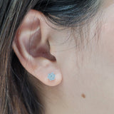 小花卉鑽石耳環 - WILLS JEWELLERY